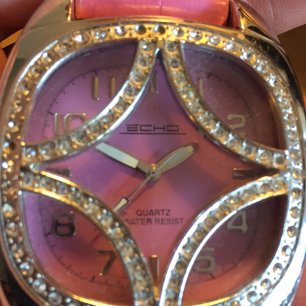 Echo Watch - image 5